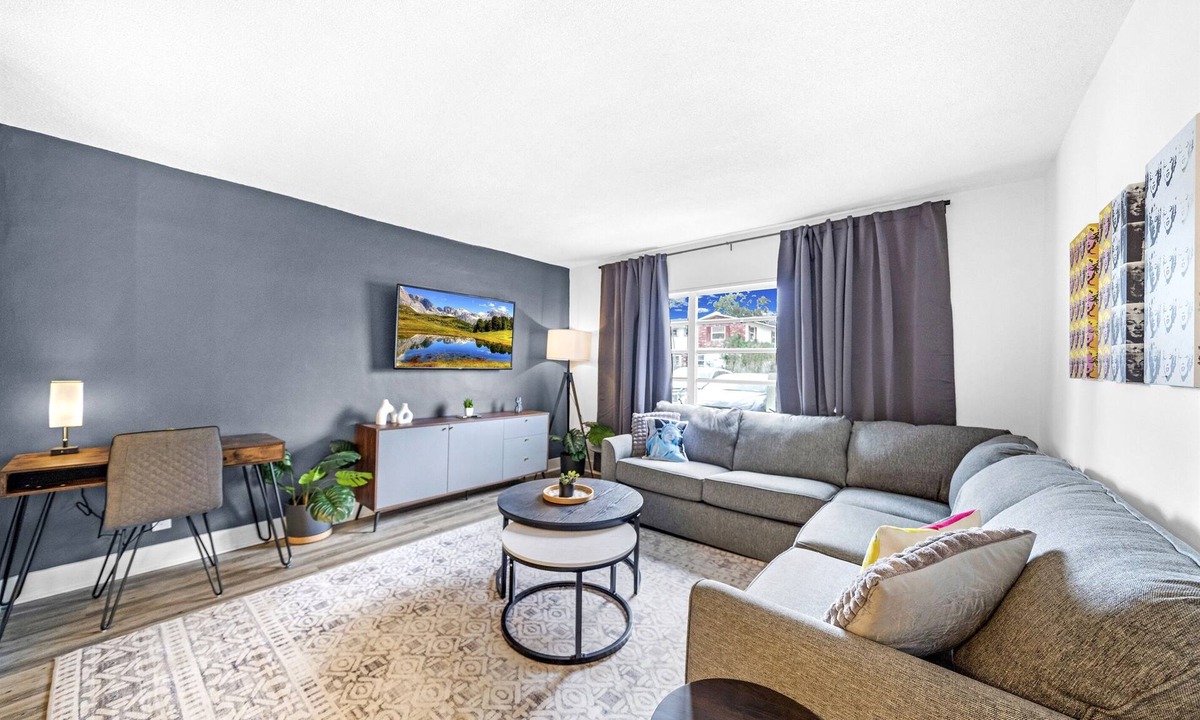 Survey Creek Apartment | Ground Floor - Water View - Palm Wave Says