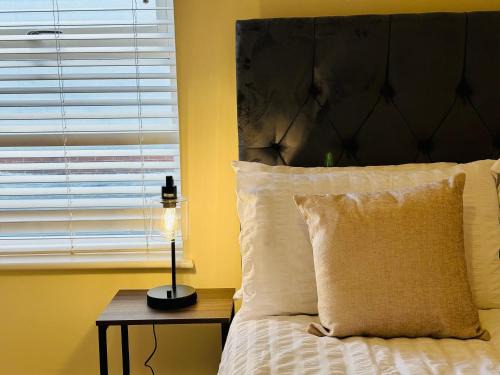 Abbey Apartment | Ground Floor Wimbledon Flat With Parking