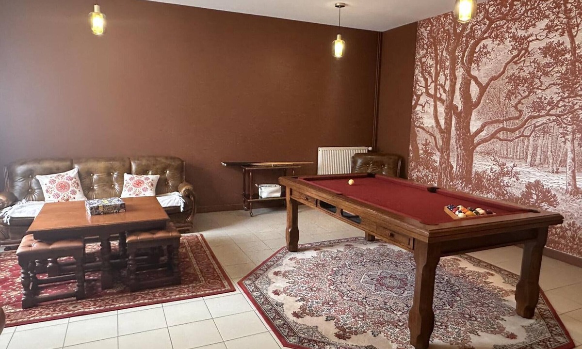 Louchy-Montfand Cottage | Group Cottage up to 36 People, Garden and Wifi