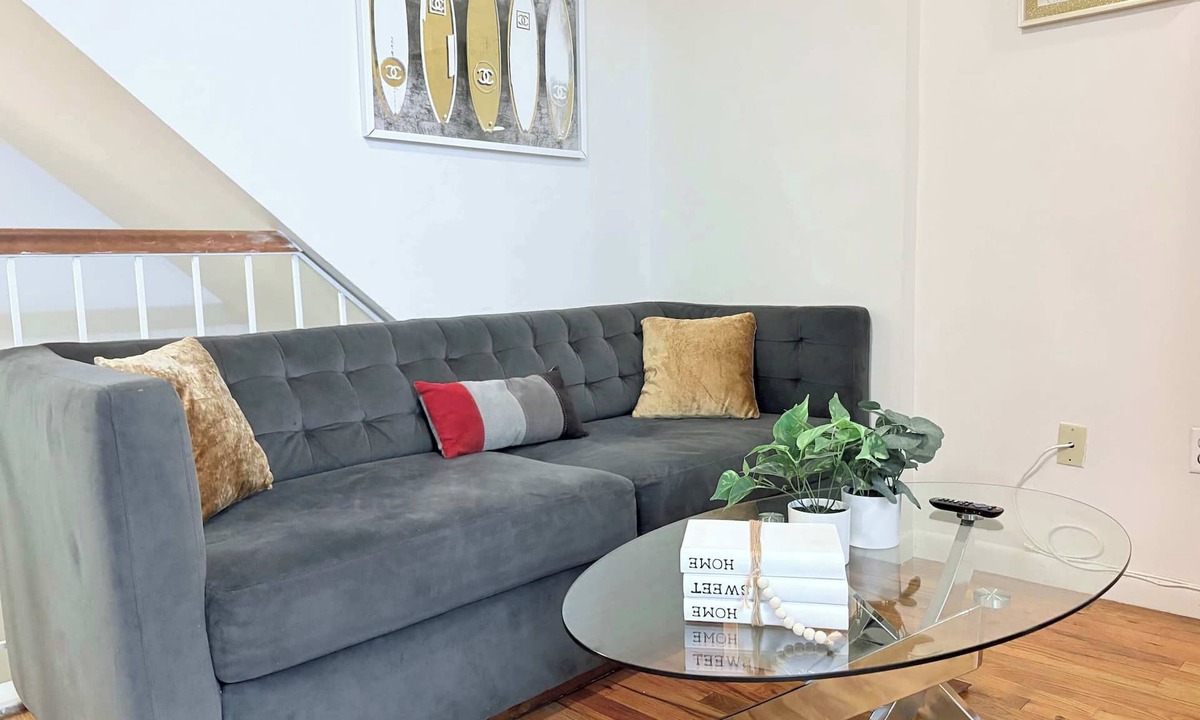 Bloomingdale Apartment | Group Friendly 2BR/2BA UWS Duplex