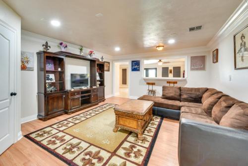 Lacassine House | Group-Friendly Louisana Hideaway: Hunt & Fish!