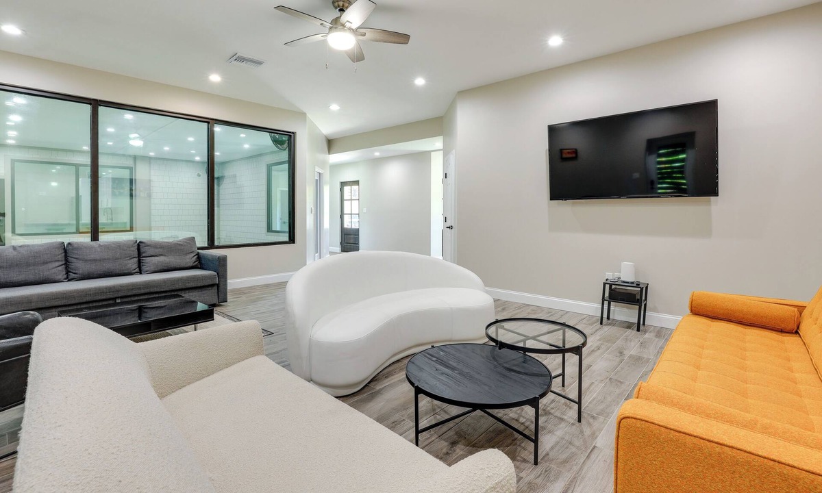 Jupiter Farms House | Group Getaway in Jupiter: Indoor Pool & Backyard