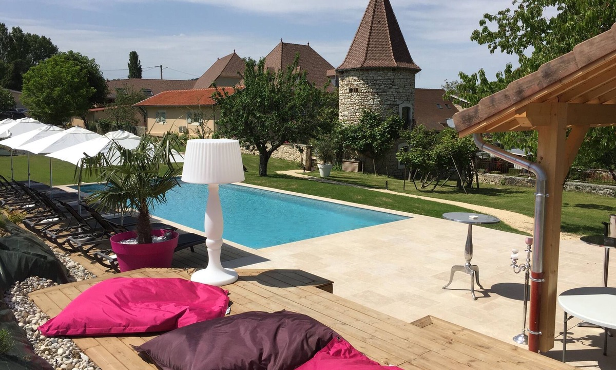 Vignieu House | Group gîte in the countryside