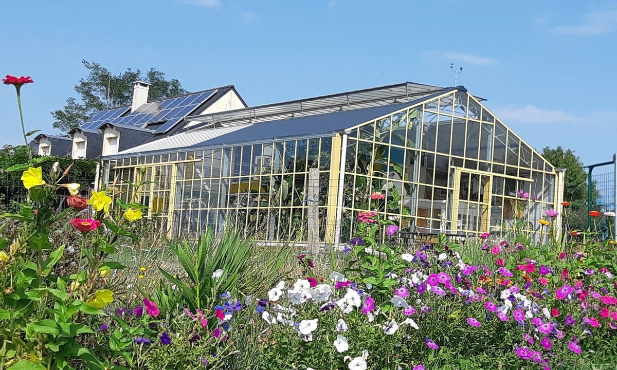 Heric Villa | Group gite with indoor swimming pool in the countryside