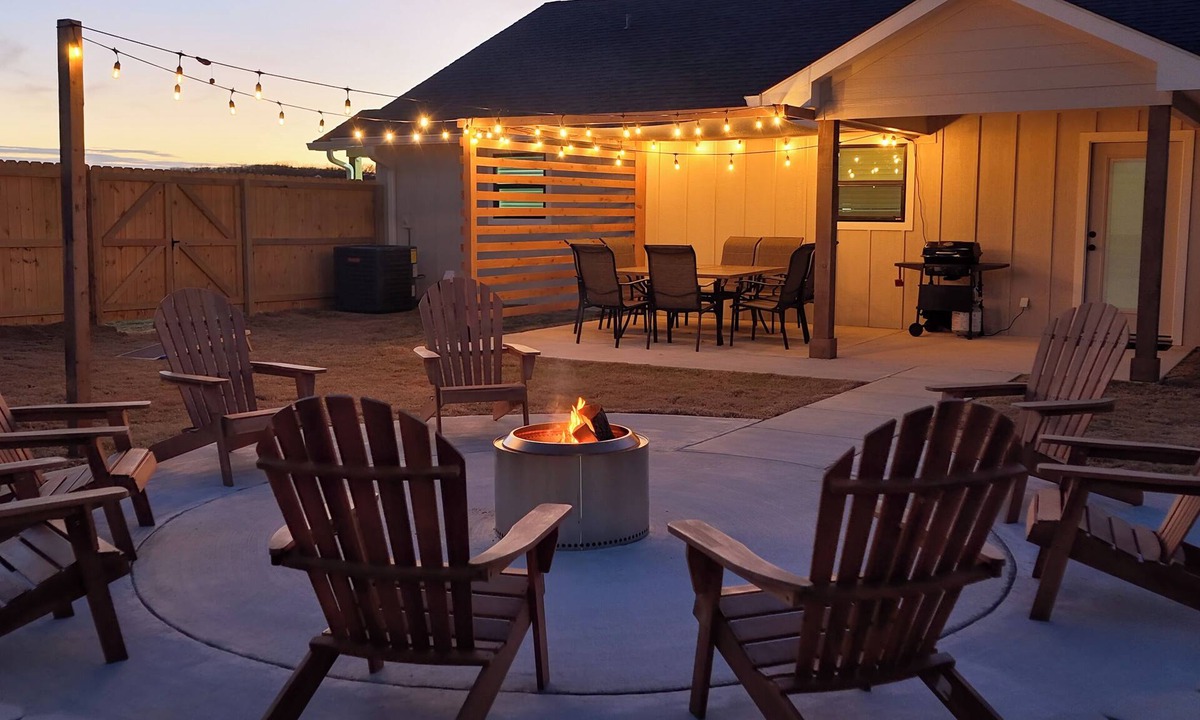 Thackerville House | Group Ready! 3BR Home Near WinStar