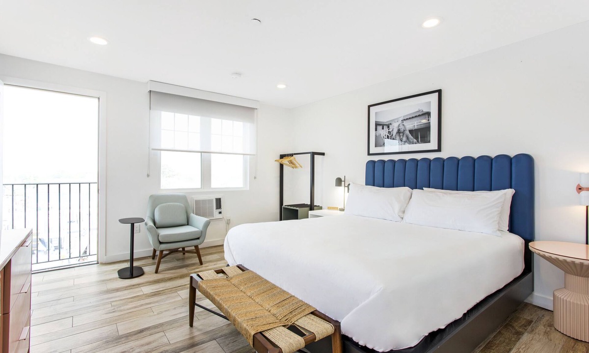 Cherry Grove Hotel | Grove Hotel