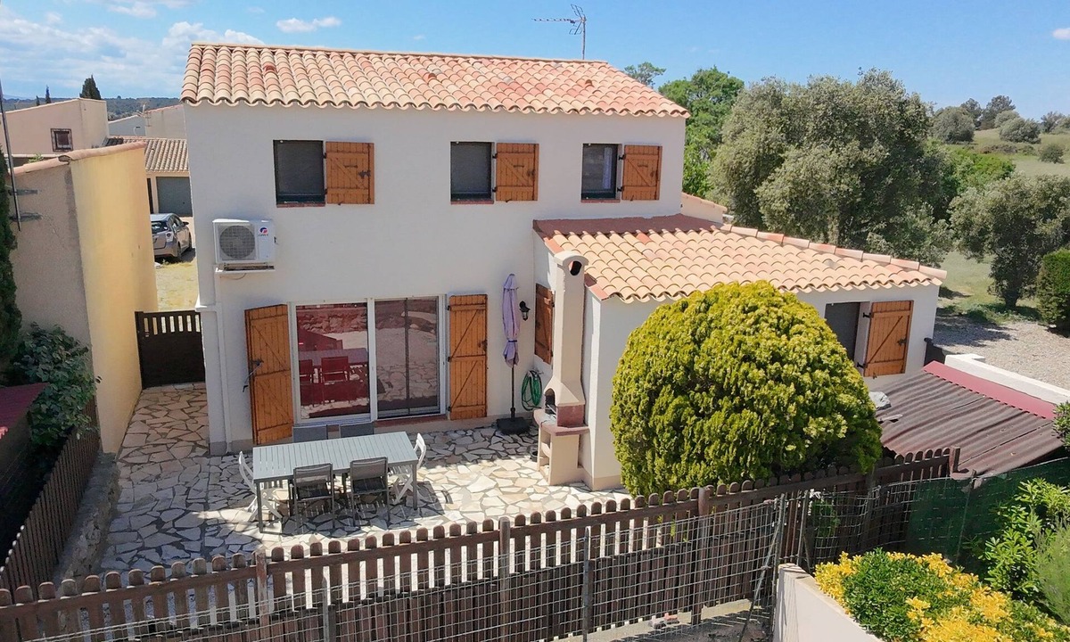 Gruissan House | Gruissan Family home, 2 to 6 people - 3 bedrooms and 2 bathrooms.