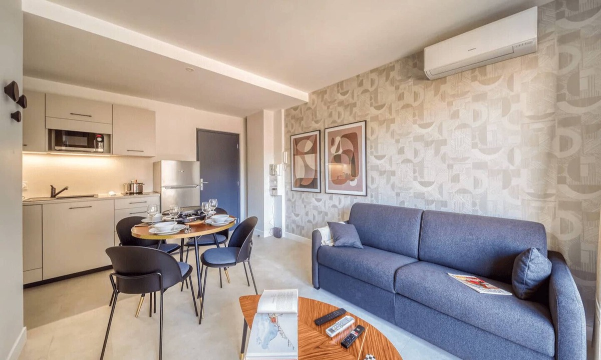 Quartier Exposition-Bajatiere Apartment | #GT | Le Joli Berthelot 🌺