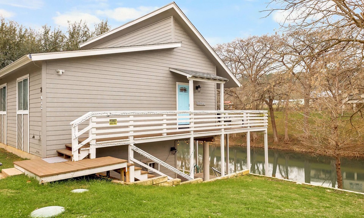 New Braunfels Ski Chalet | Guadalupe Riverfront 4BR w/Deck Firepit Views