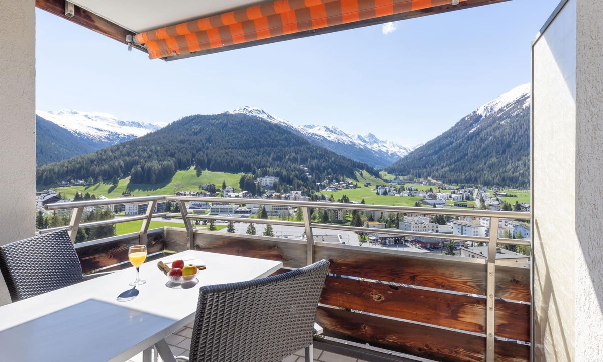 Meierhof Apartment | Guardaval Apt 305 by Interhome