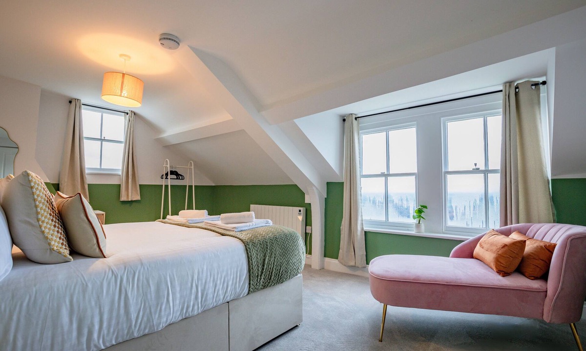 Malvern Apartment | Guest Homes | Foley Abode