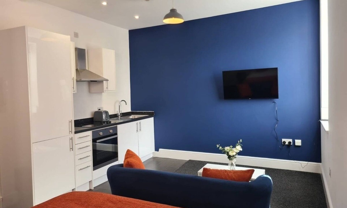 Pontrilas Apartment | Guest Homes | Foregate Studio