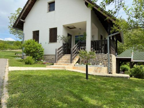 Poljanak House | Guest House Štefanija