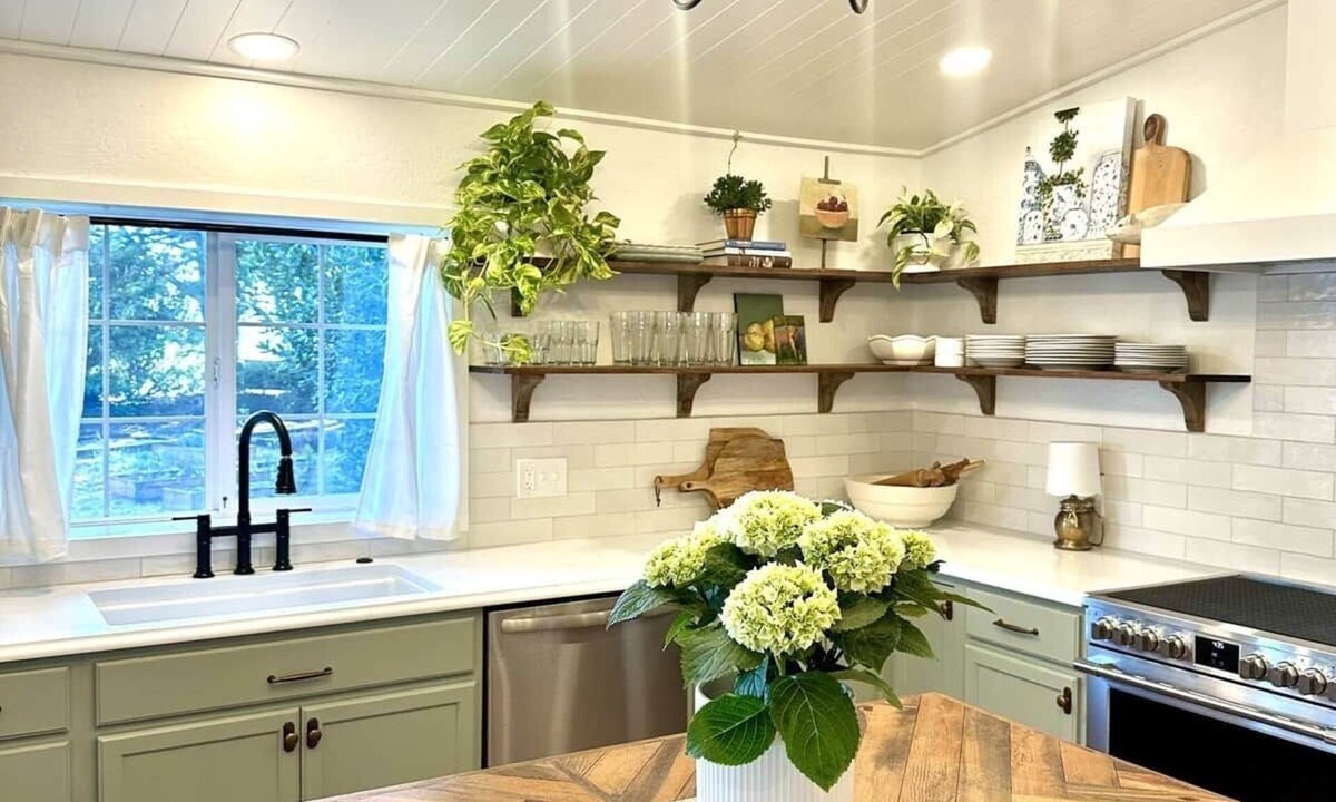 Eugene House | Guest House at Coburg Garden