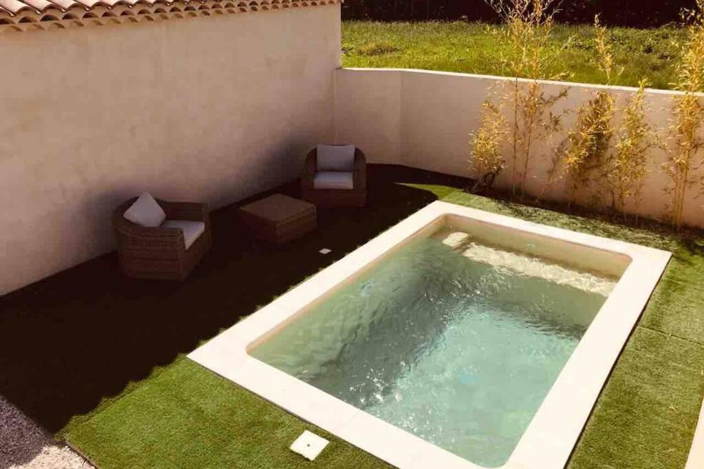 Rognonas Apartment | Guest house du paty