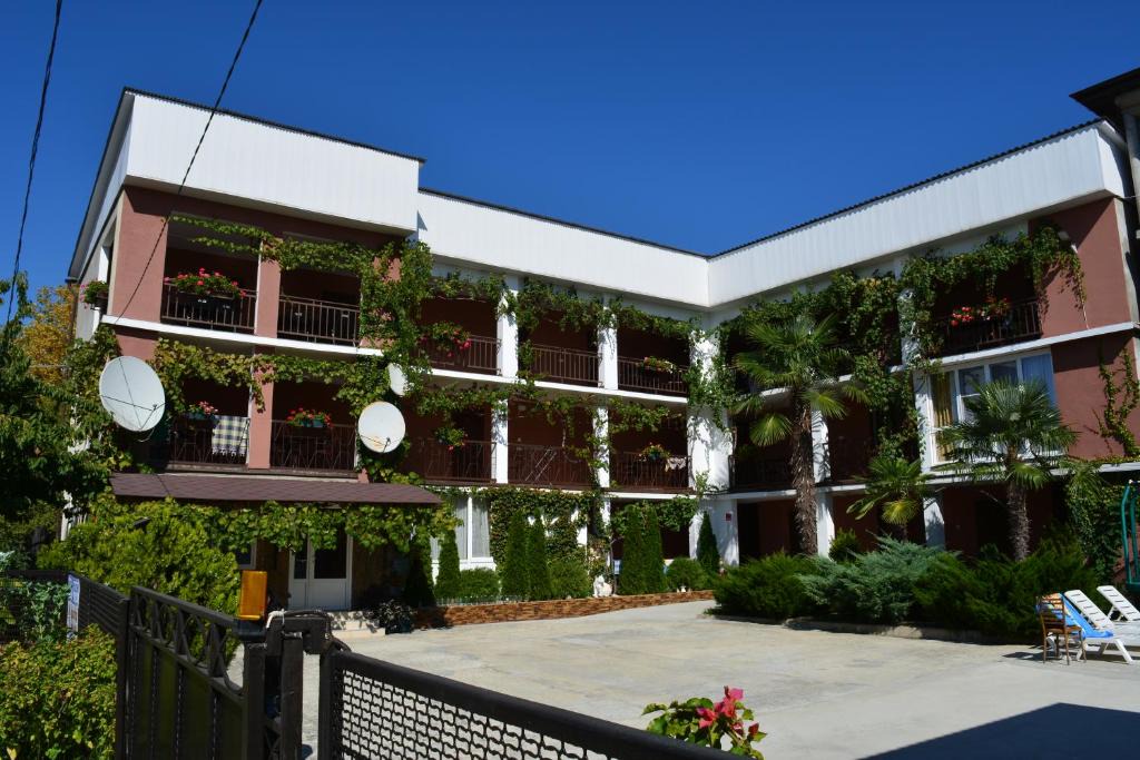 Vardane House | Guest house Grant