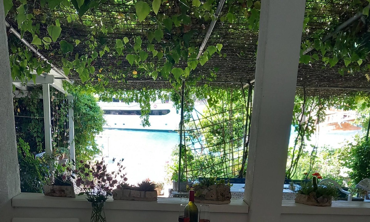 Supetarska Draga House | Guest House Green Corner Supetarska Draga