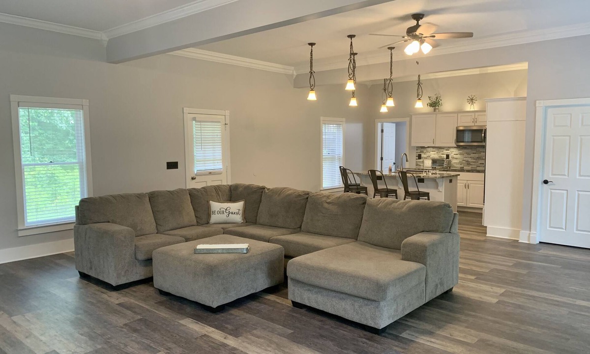 Griffin House | Guest House in Griffin