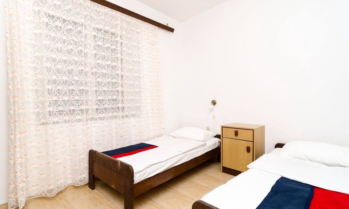 Pomena Apartment | Guest House Kiko - Budget Twin Room - No.1