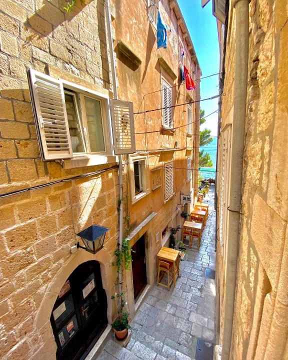 Cove Tri Zala (Zrnovo) House | Guest House Old Town