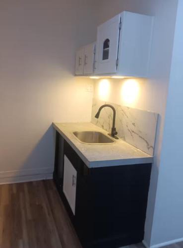 Pittsburgh House | Guest House