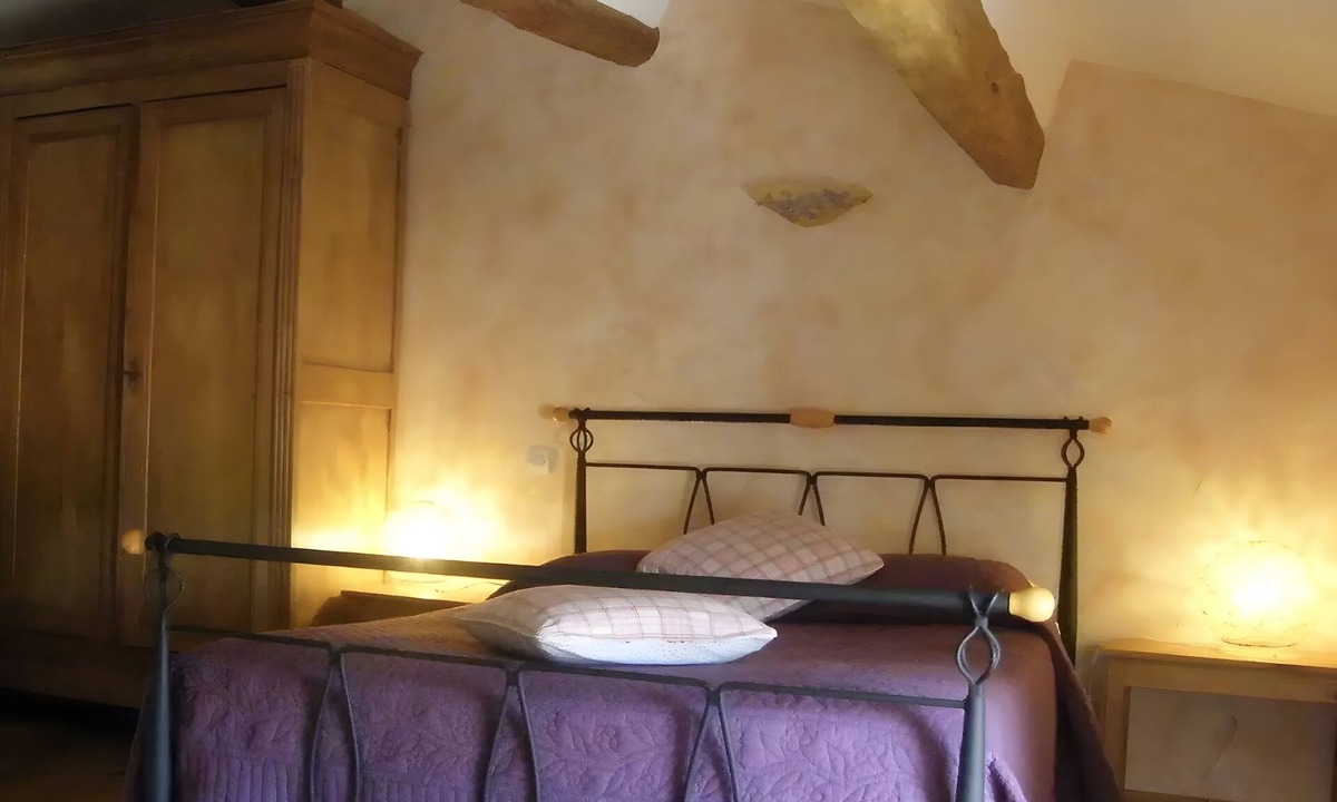 Courcon Bed & Breakfast | Guest Room – Aubépine and Bleuet Rooms