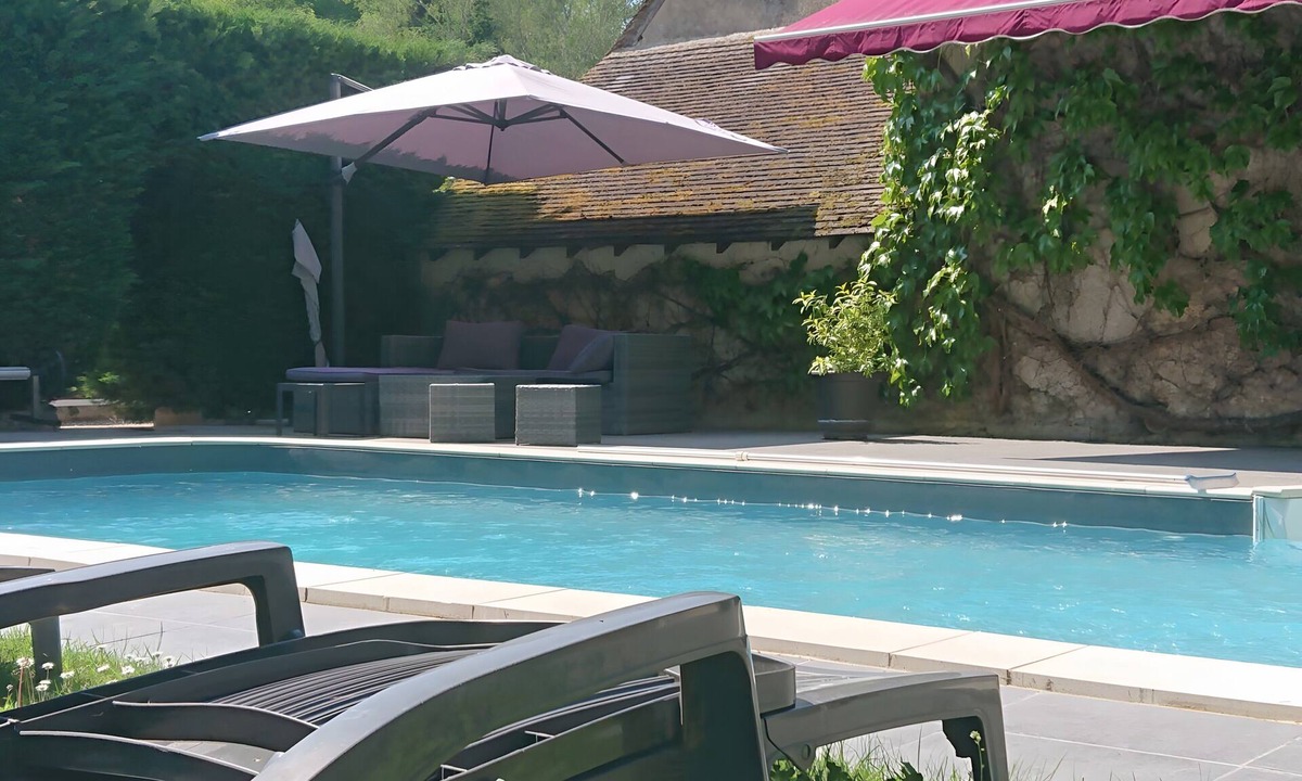 Amboise Bed & Breakfast | Guest Room “Auberge Marcheroux N°5” with Shared Garden and Wi-Fi