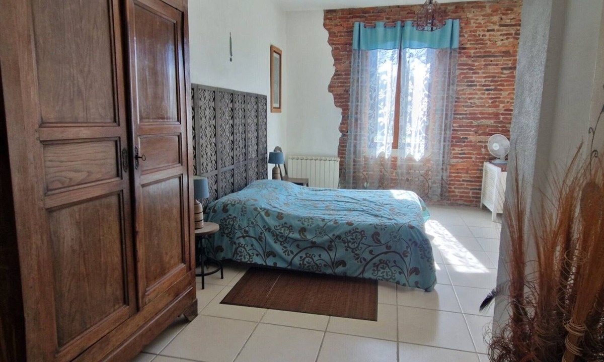 Leguevin Bed & Breakfast | Guest Room “La Moyenne” with Shared Garden and Wi-Fi