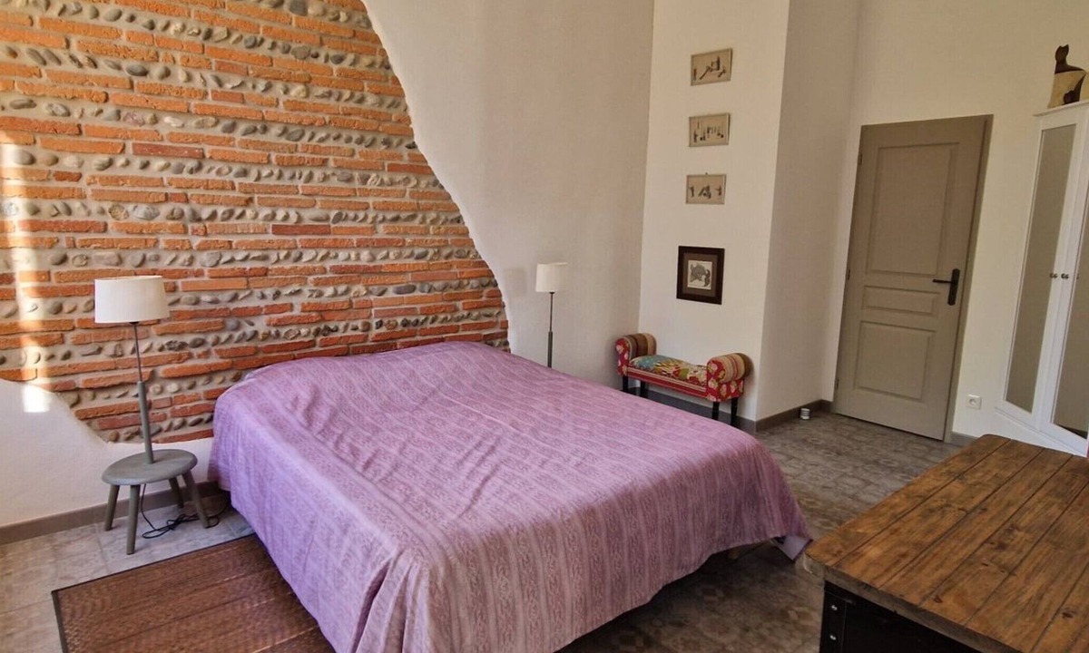 Leguevin Bed & Breakfast | Guest Room "La Petite" with Shared Garden and Wi-Fi