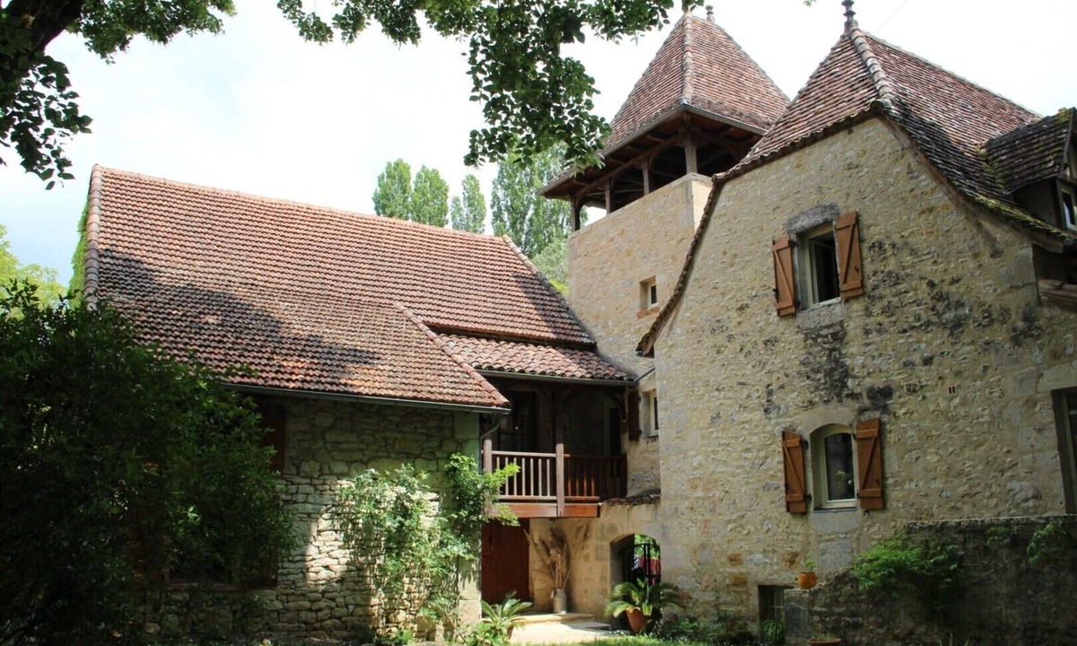 Boussac Bed & Breakfast | Guest Room 'Les Plat ânes' with Wi-Fi