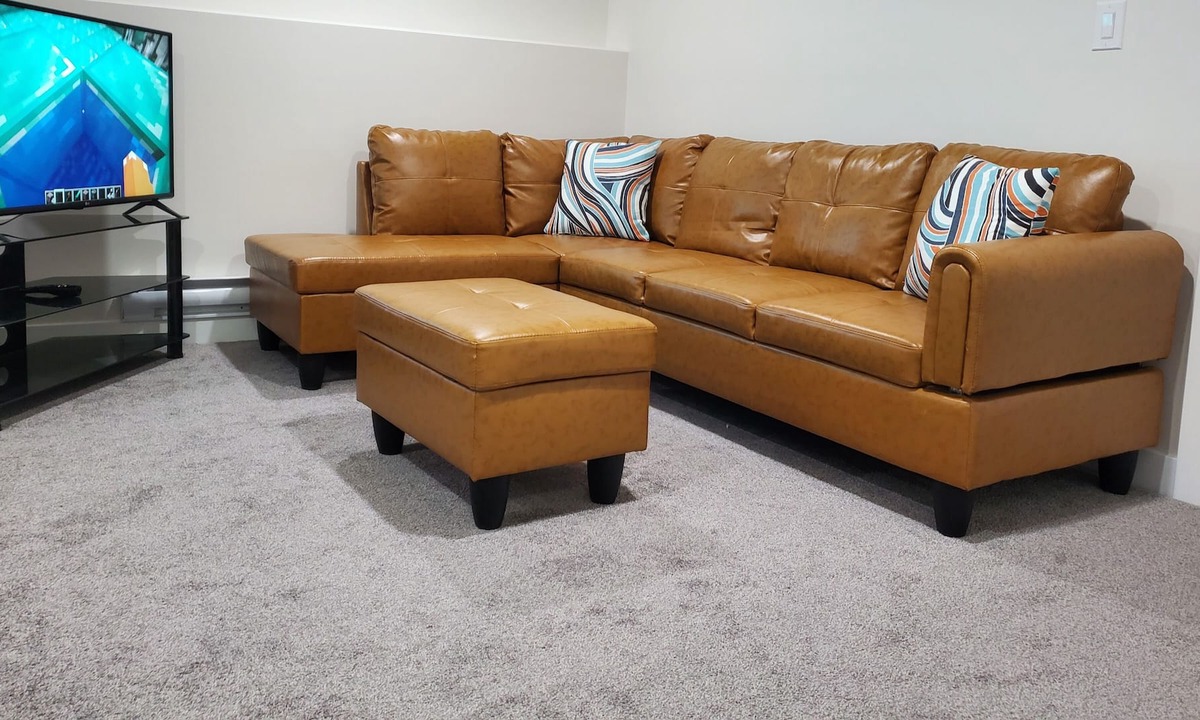 North Industrial House | Guest suit in Brighton, Saskatoon - Brand New