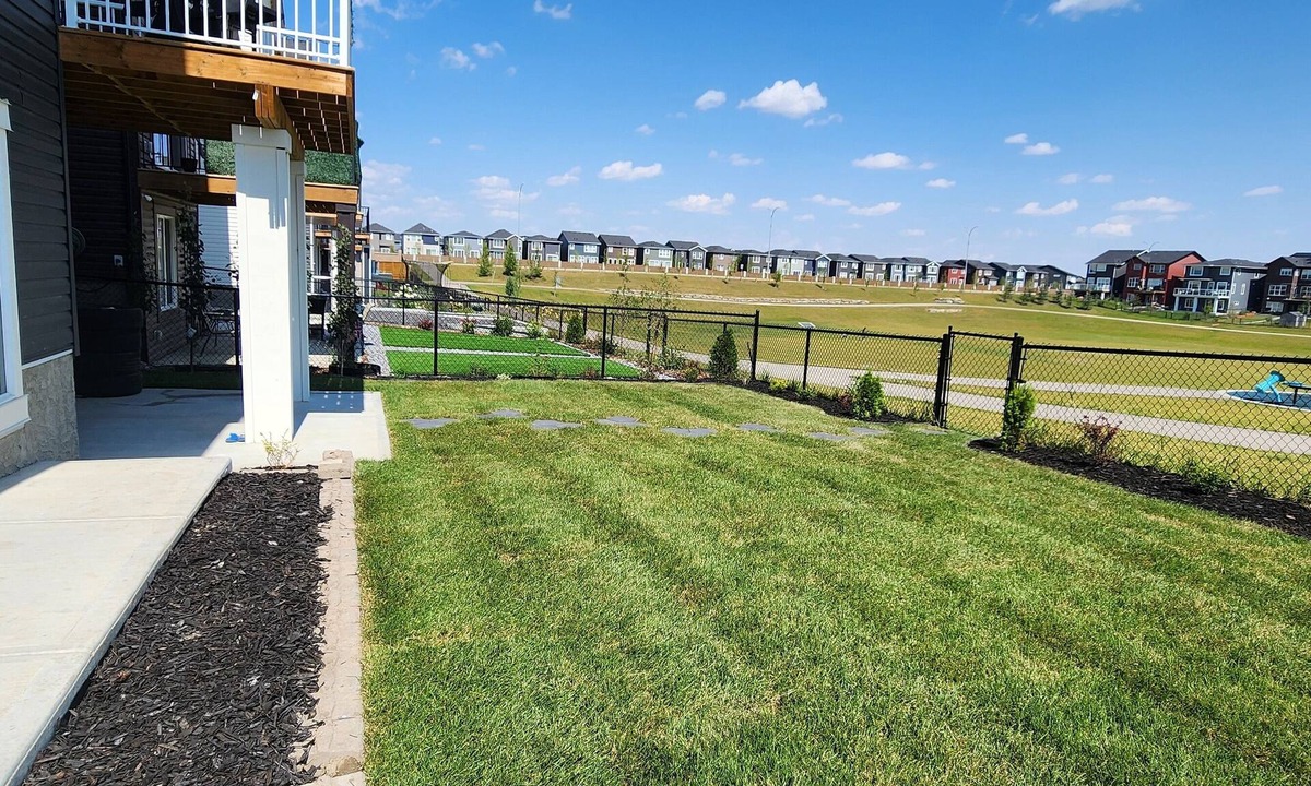 Evanston House | Guest suite in Northwest Calgary