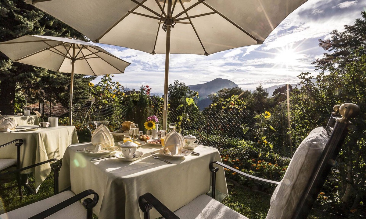 Carona Hotel | Guesthouse Casa Calina