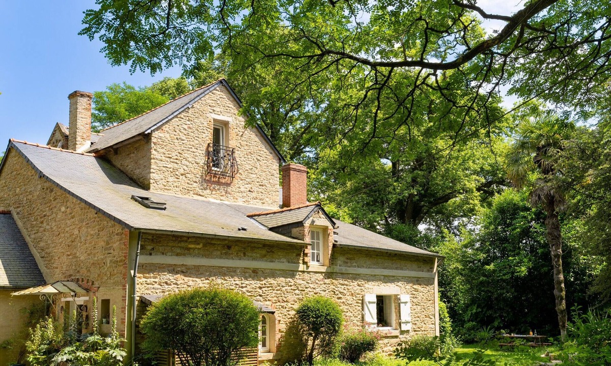 Nivillac Bed & Breakfast | Guesthouse 'Chambre D'hôtes Kerdary' with Shared Garden, Wi-Fi, and Air Conditioning