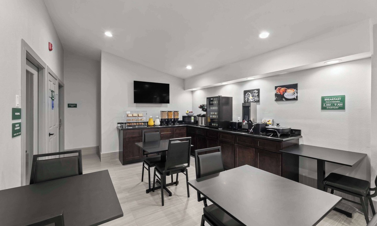 Western Division Hotel | GuestHouse Extended Stay Laredo