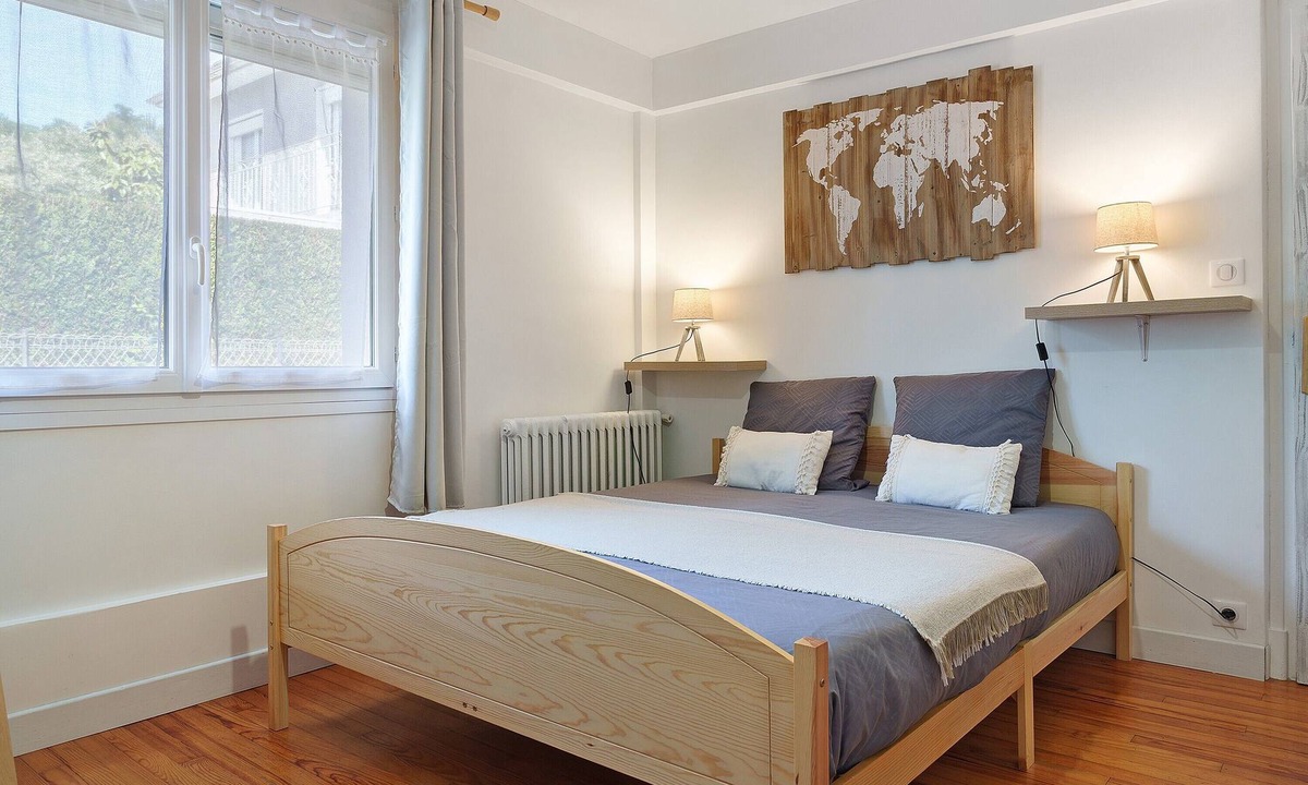 Lau-Balagnas House | Guesthouse - Room and Table d’hôtes Cauterets