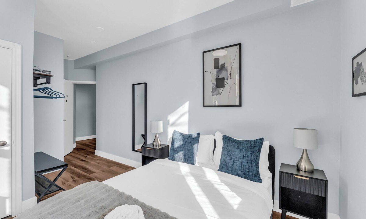 Trinity - Bellwoods Hotel | GUESTIC at Queen West