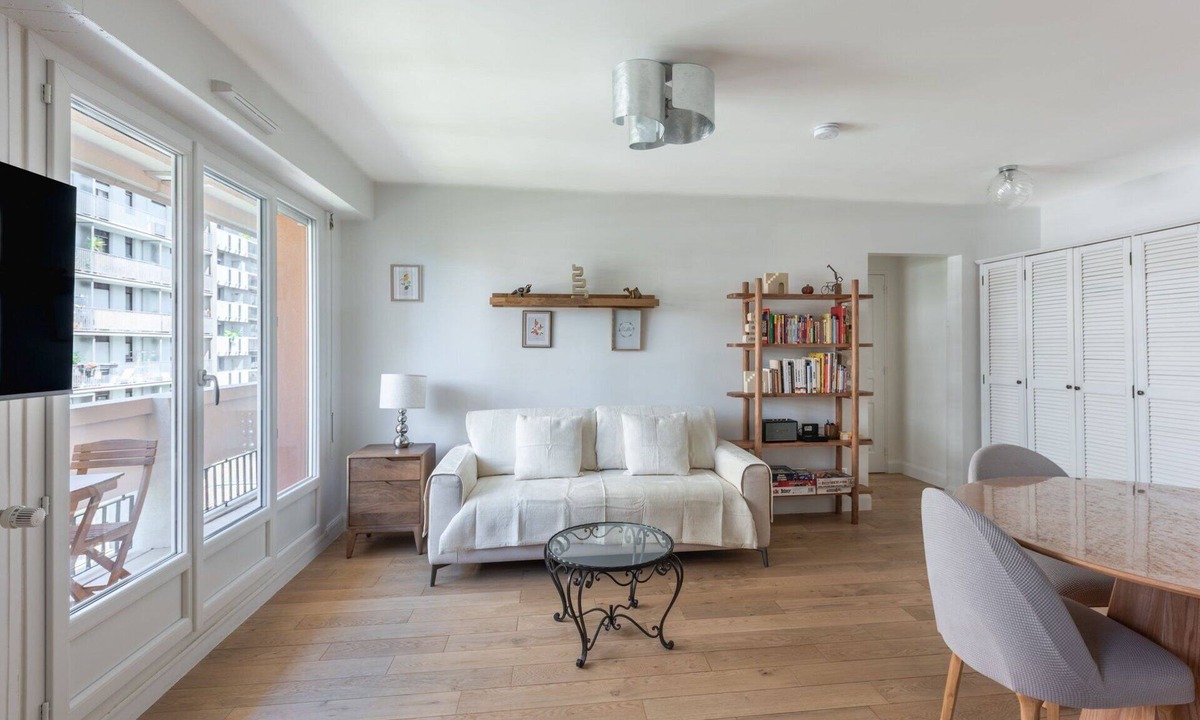 La Villette Apartment | GuestReady - Charm & Comfort with a balcony
