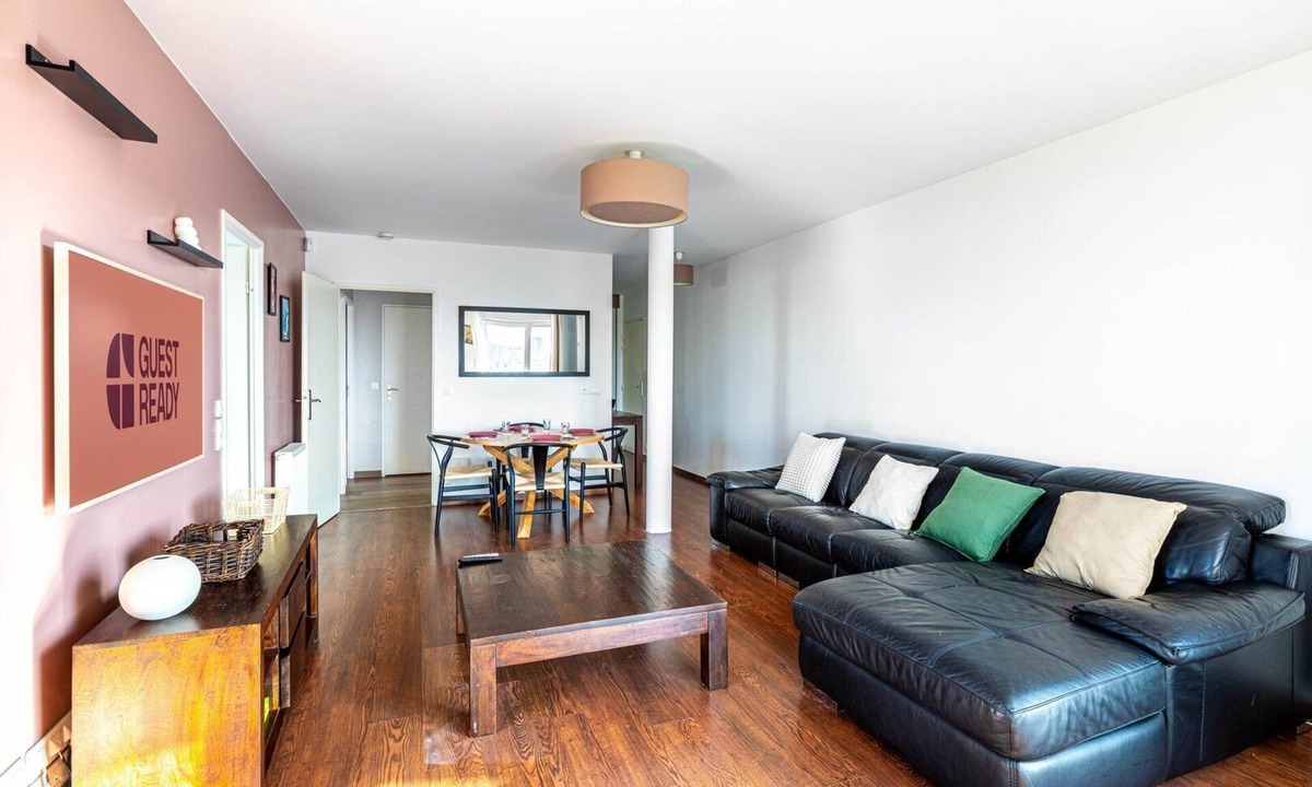 Saint-Denis Apartment | GuestReady - Cosy flat with a view of Sacré-Coeur