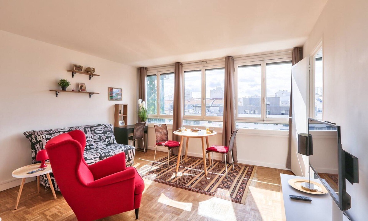 Riquet Stalingrad Apartment | GuestReady - Magnificent Parisian Apartment