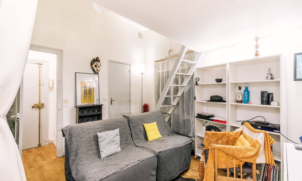 Les Halles Apartment | GuestReady - Quaint studio mezzanine near Louvre