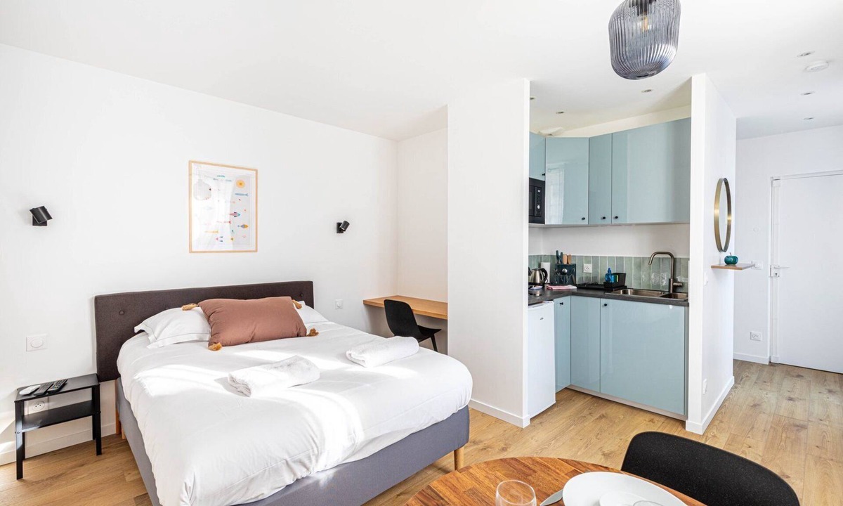 Malakoff Apartment | GuestReady - studio direct line Champs-Élysées