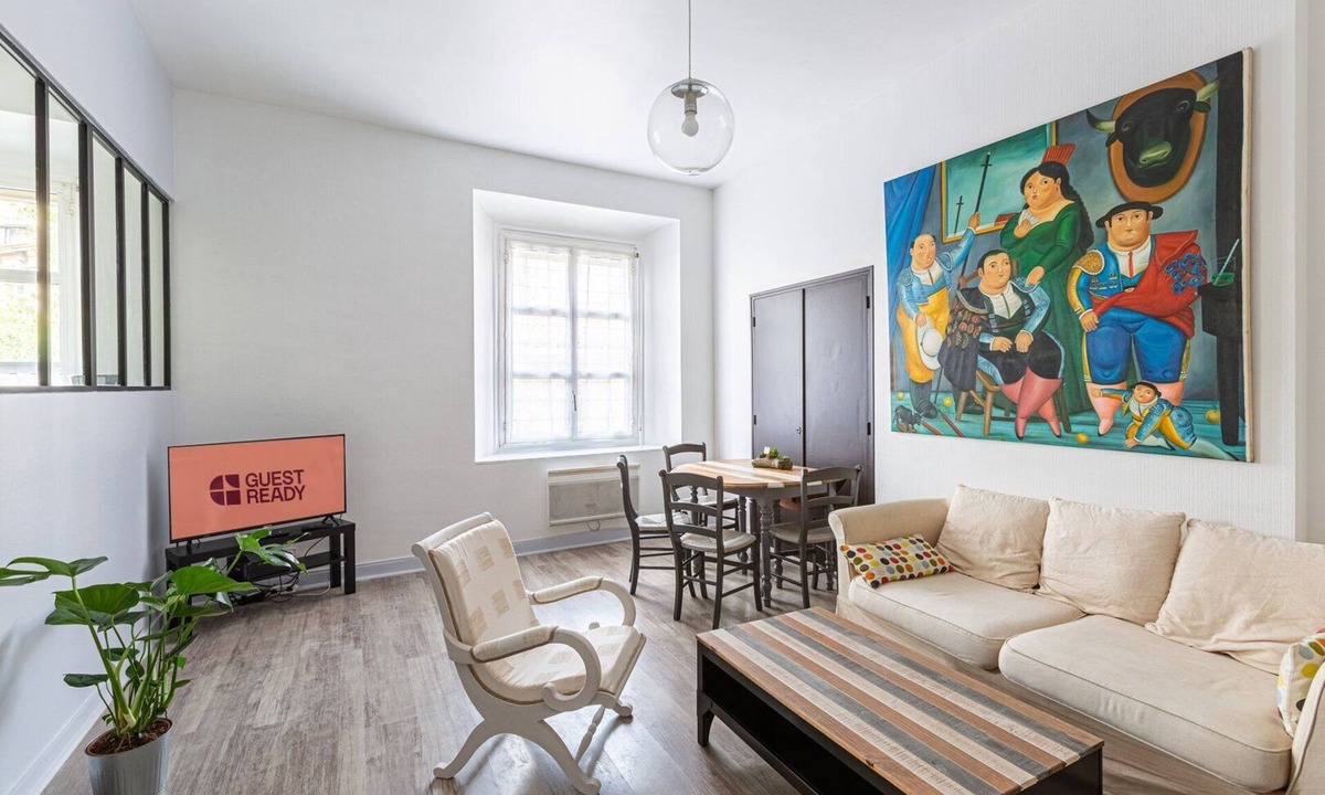 Saint-Michel - Nansouty - Saint-Genes Apartment | GuestReady - Urban escape steps from the action