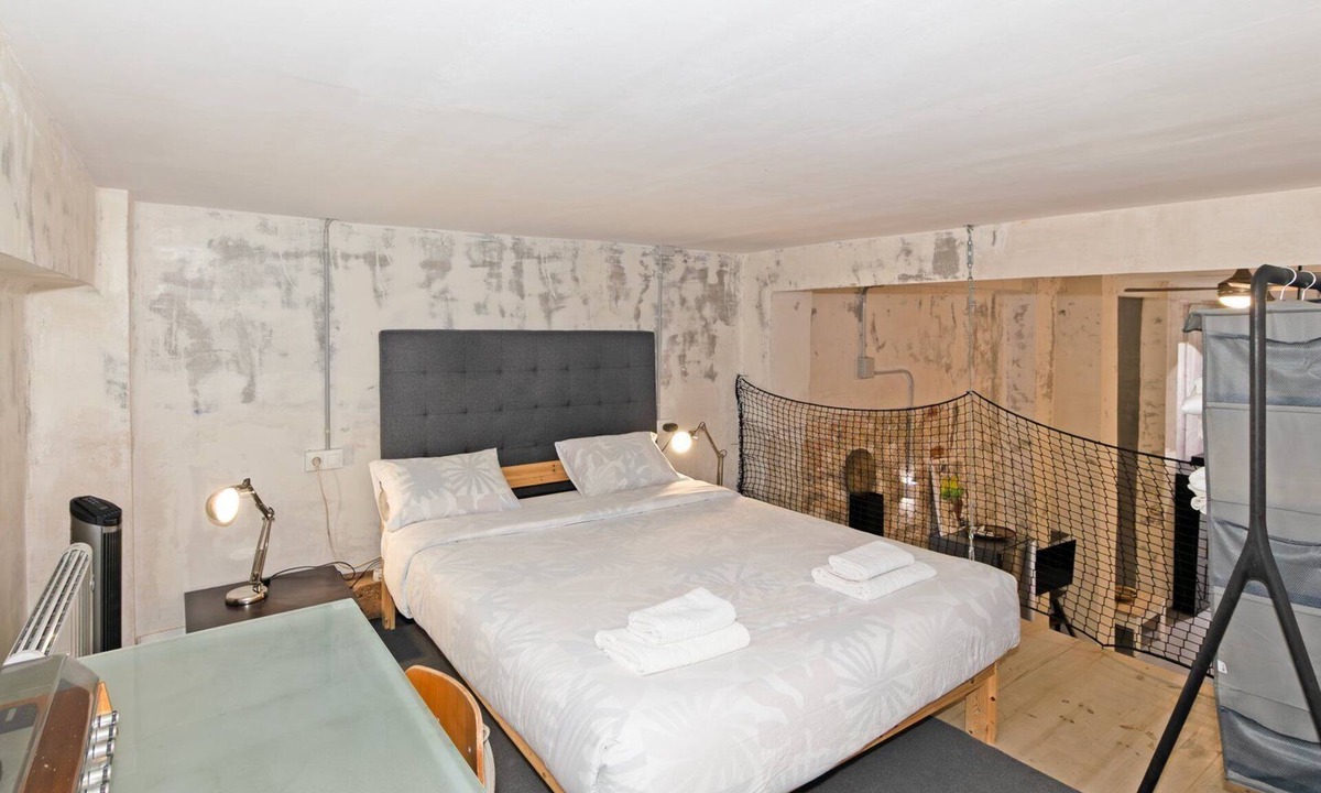 Nou Moles Apartment | GuestReady - Urban Loft in Valencia