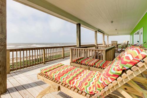 Port Bolivar House | Gulf Access! Group-Friendly Gilchrist Beach House
