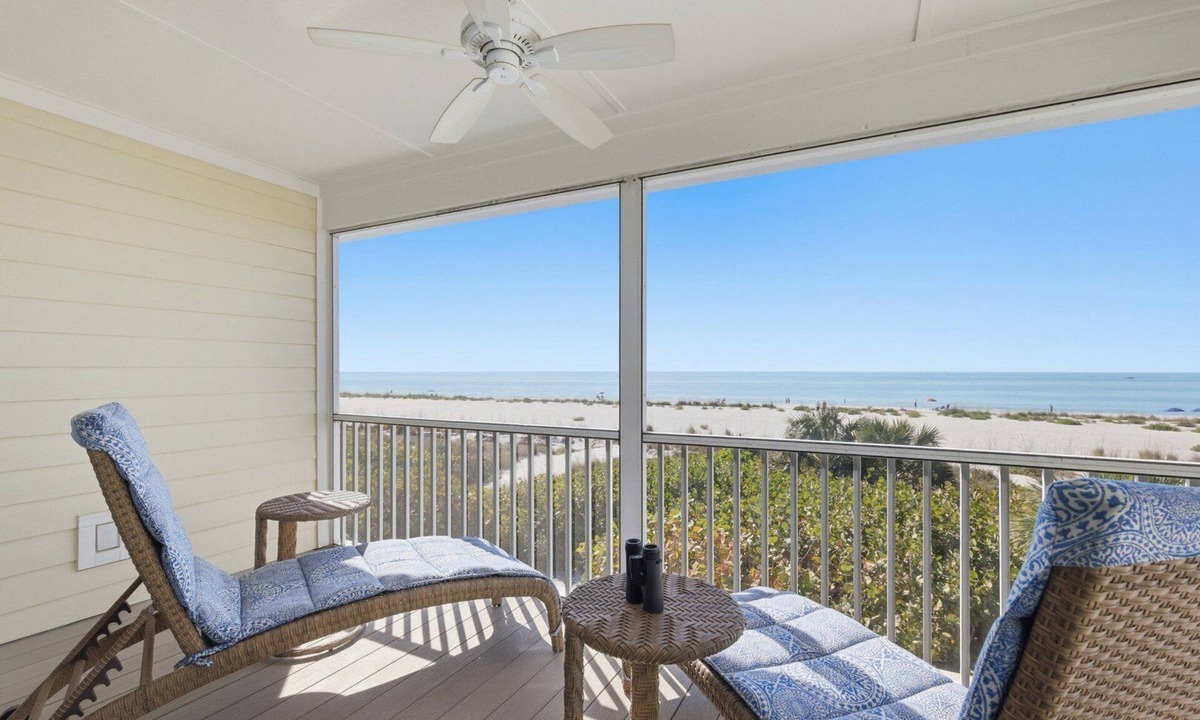 Boca Grande House | Gulf Dunes 5 - 2 bed 2 bath sleeps 4 Beachfront townhome