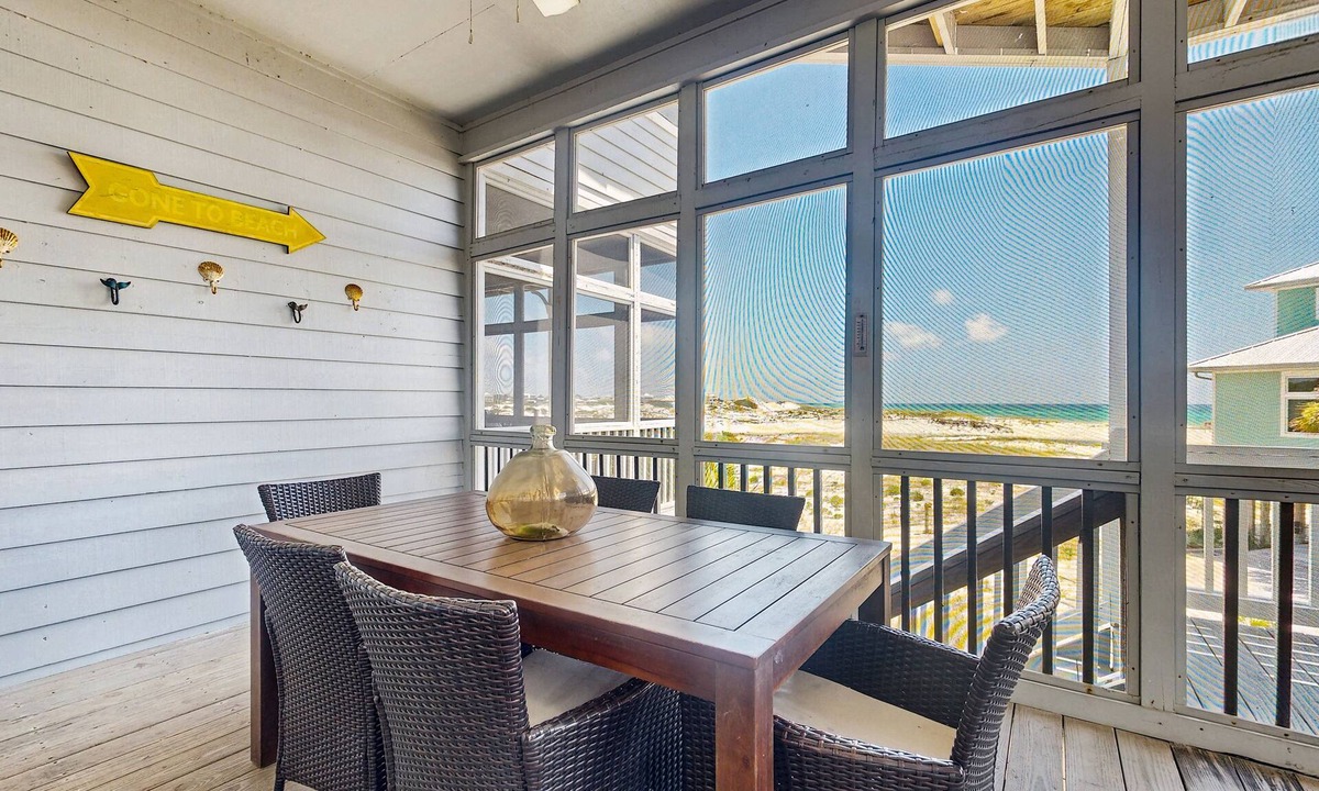 Gulf Trace House | Gulf-front duplex w/amazing views & screened deck - right on the beach