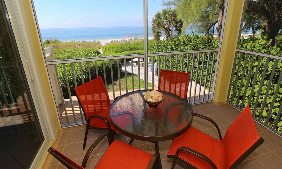 Whitney Beach Condo | Gulfside Comfort – Beach Castle #4 by RVA