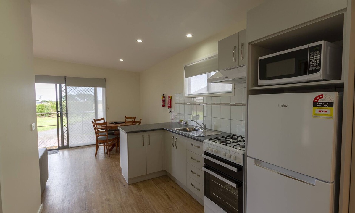 Port Fairy Cabin | Gum Tree Caravan Park