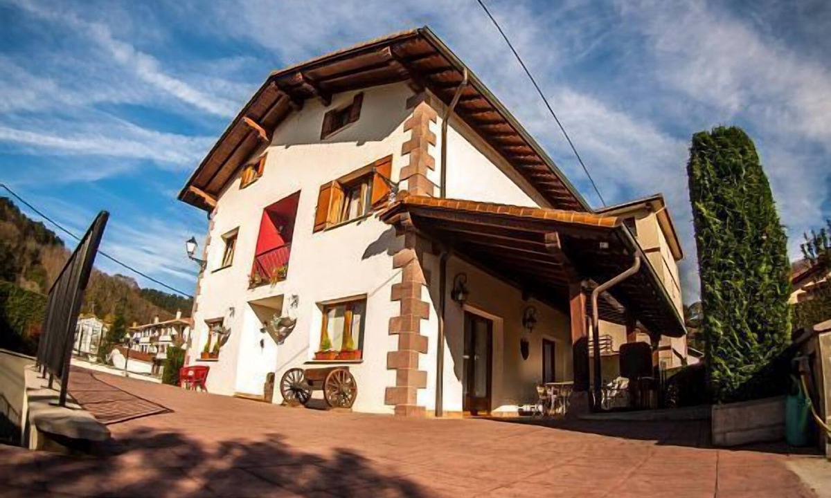 Sumbilla Cottage | Gure Lur cottage for 8 people